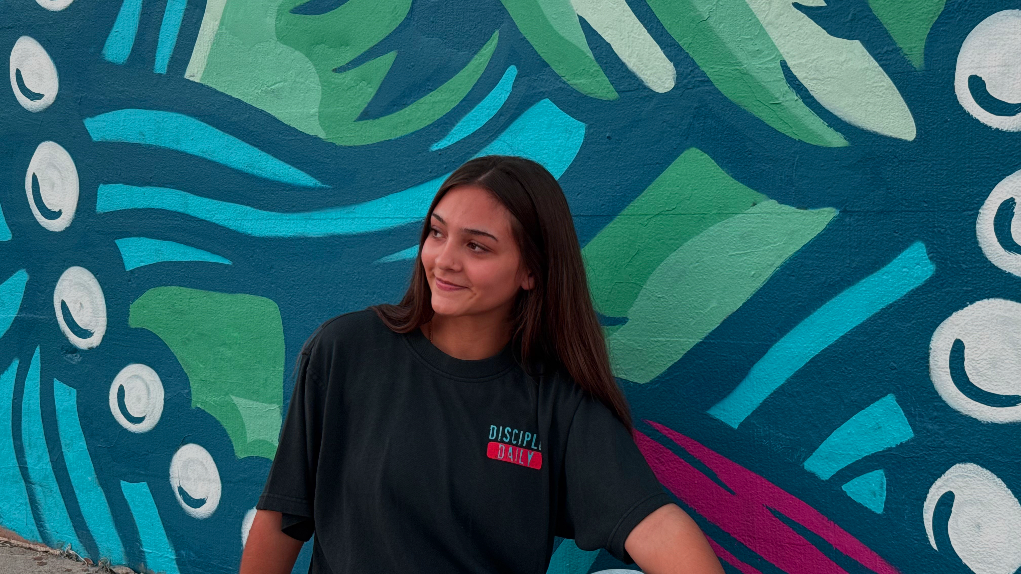 Disciple Daily Oversized Disciple T Shirt (Luke 9:23)